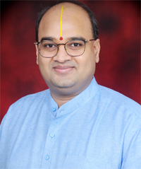 Pradeep Khaadri K S come-nuDi